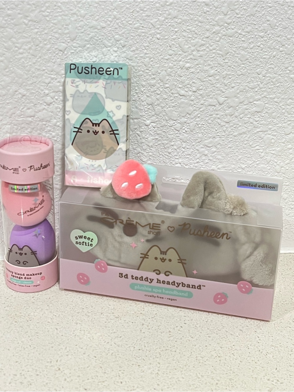 🎟️Pusheen 3D Teddy Headband, Blenders, Tissues The Creme Shop